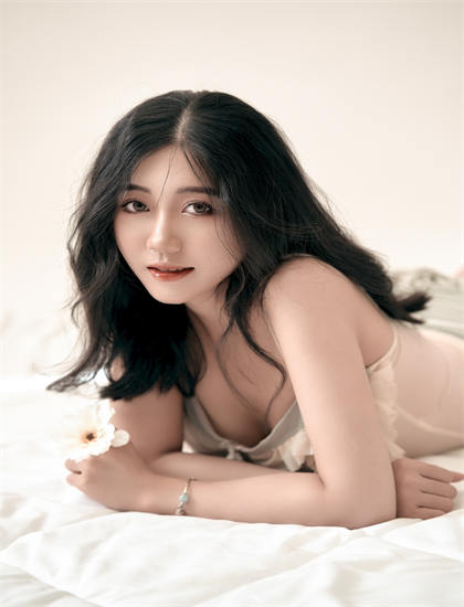 《保姆历险记》故事脉络梳理标杆式的：主线与支线情节完整解读